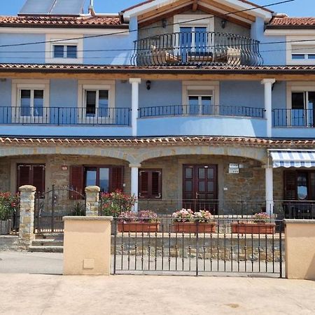 Villa Blue Sky - Hrvatini Koper Buitenkant foto