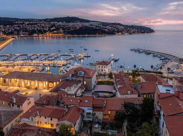 Villa Blue Sky - Hrvatini Koper Buitenkant foto