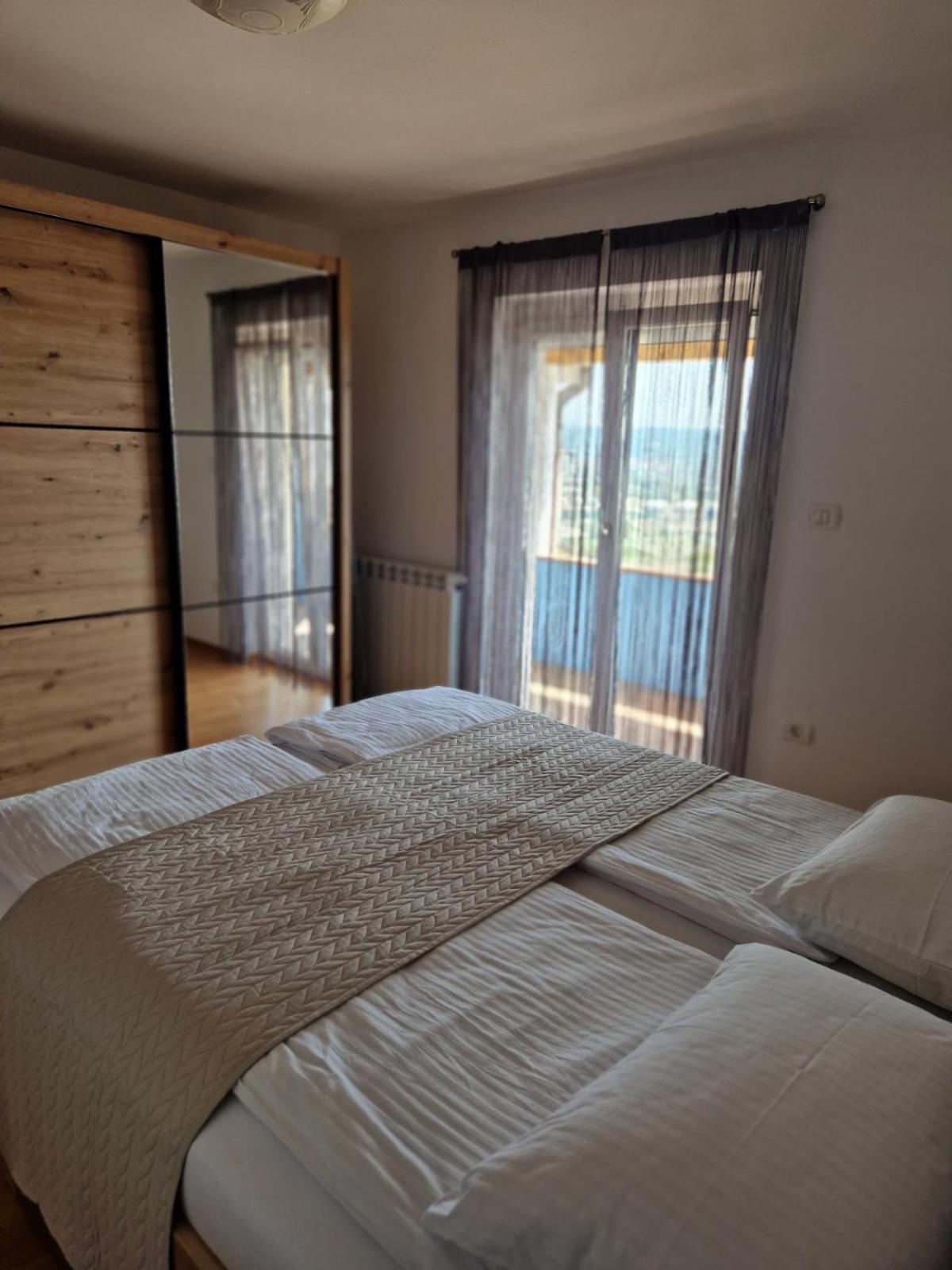 Villa Blue Sky - Hrvatini Koper Buitenkant foto